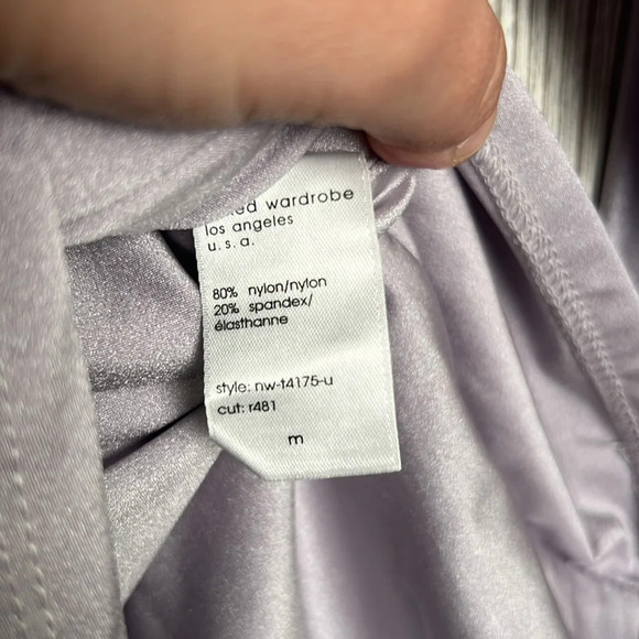 Woman’s naked wardrobe the sleek energy top in lavender size medium - Picture 2 of 4